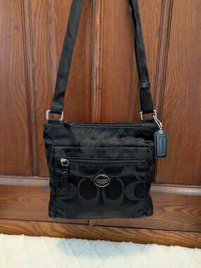 COACH Getaway Black Signature Nylon Crossbody File Bag